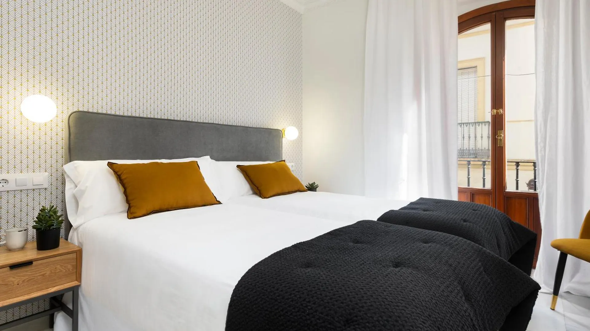 Hernando Colon Luxury Duplex Seville